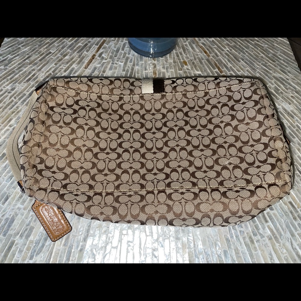 Small Coach bag 💛